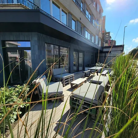 Family On The Ground Floor With Terrace - Panne A Cote דה פאן